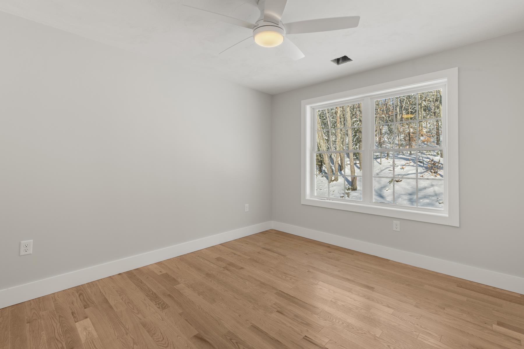 12 Peaslee Road Rochester, NH 03867 - Photo 19 of 32