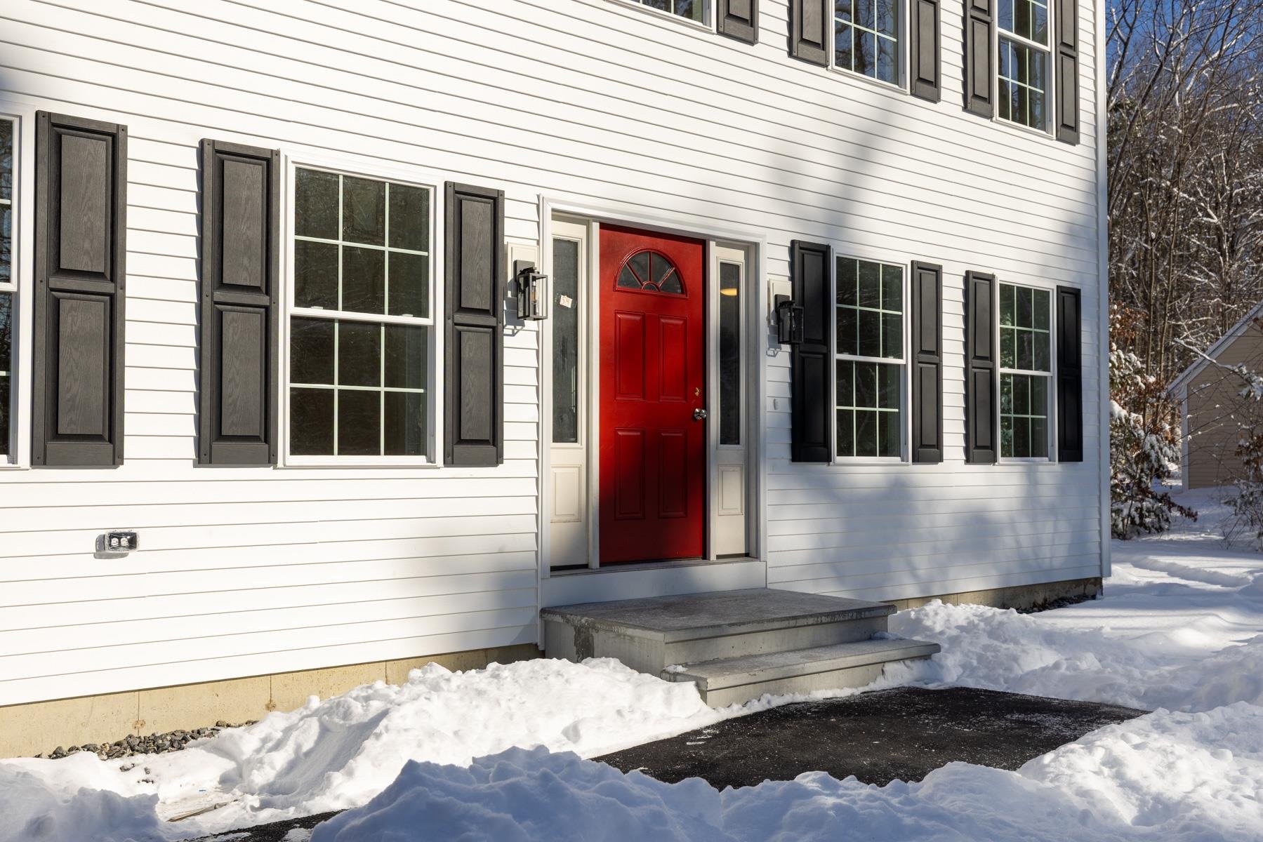 12 Peaslee Road Rochester, NH 03867 - Photo 27 of 32