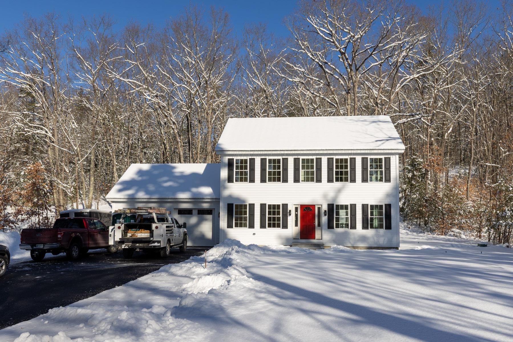 12 Peaslee Road Rochester, NH 03867 - Photo 29 of 32