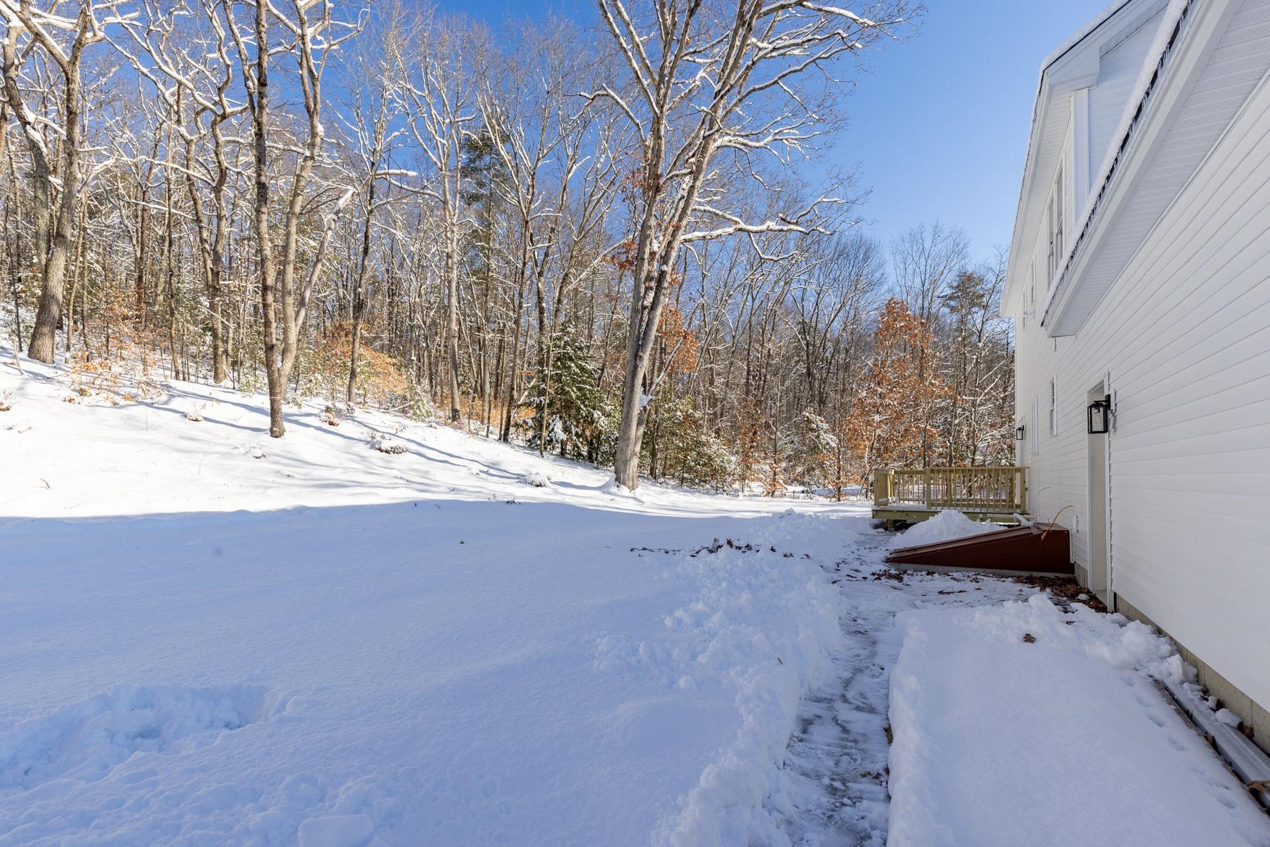 12 Peaslee Road Rochester, NH 03867 - Photo 30 of 32