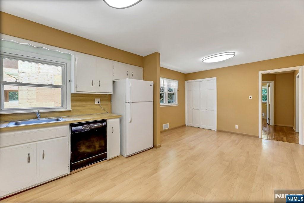 36 Benton Road Paramus, NJ 07652 - Photo 19 of 27