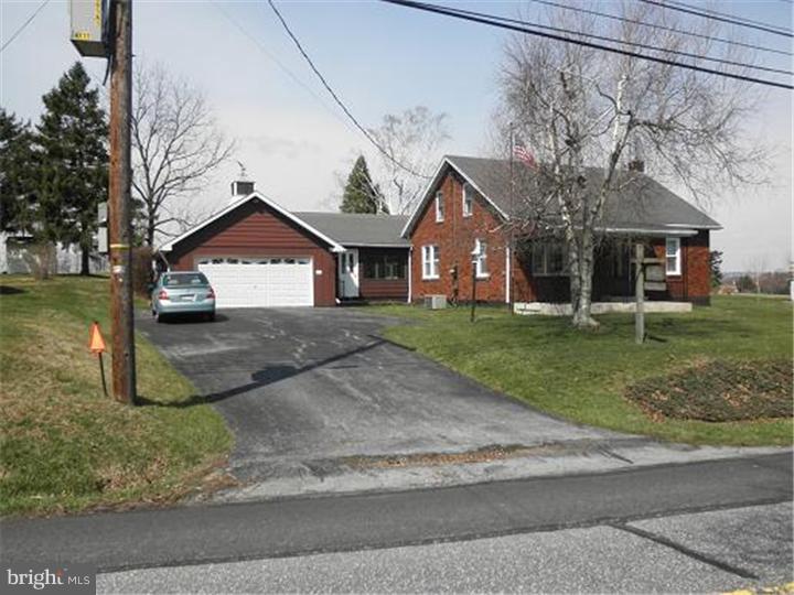 141 Bowers Road Mertztown, PA 19539 - Photo 2 of 4 Gallery Image 2