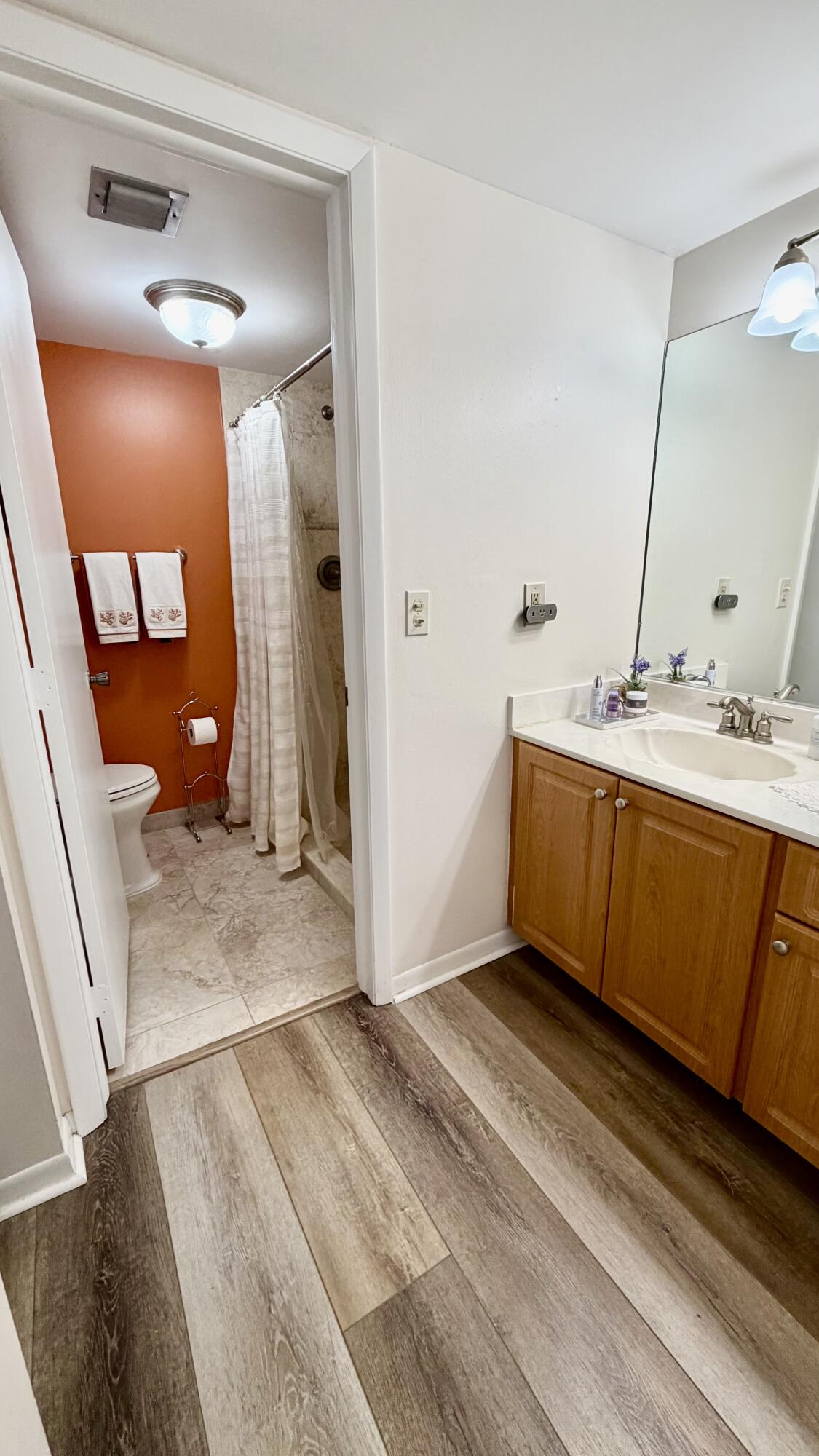 159 Northwest 70th Street, Unit 518 Boca Raton, FL 33487 - Photo 6 of 7 Master shower