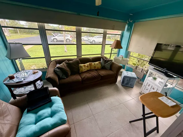 $1,850 | 5170 Northwest 3rd Court, Unit C, Delray Beach, FL 33445