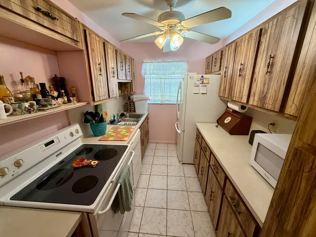 $1,850 | 5170 Northwest 3rd Court, Unit C, Delray Beach, FL 33445