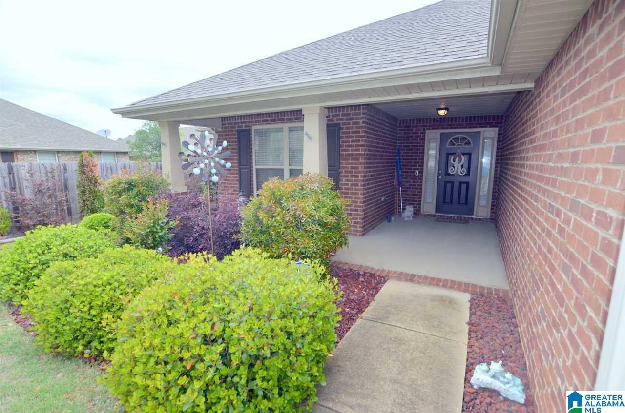 341 Vincent Street Alabaster, AL 35007 - Photo 5 of 39