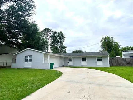 $1,850 | 429 Lacour Drive, Laplace, LA 70068
