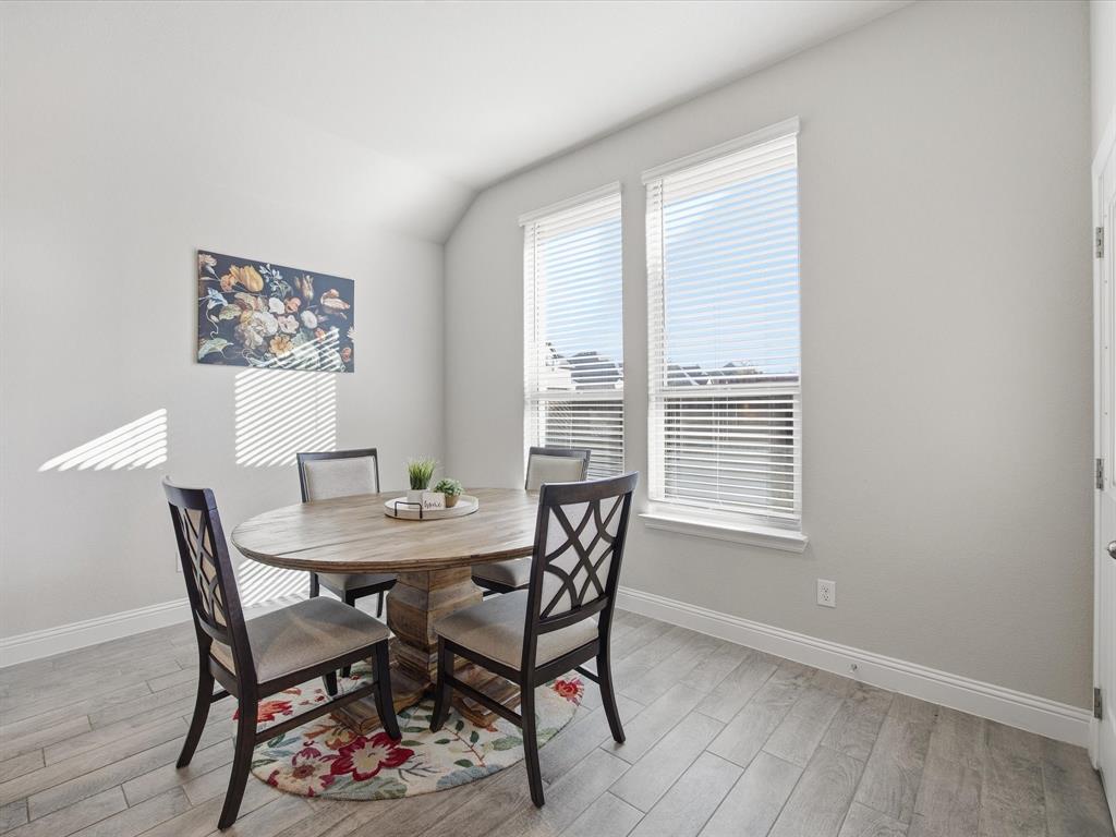 1006 Fairhaven Drive Midlothian, TX 76065 - Photo 7 of 40 Large breakfast area