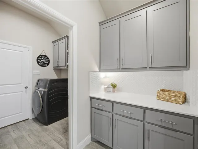 $449,900 | 1006 Fairhaven Drive, Midlothian, TX 76065