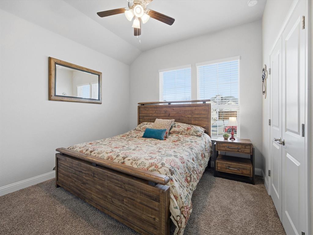 1006 Fairhaven Drive Midlothian, TX 76065 - Photo 19 of 40 Bedroom