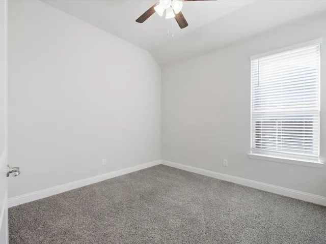 $449,900 | 1006 Fairhaven Drive, Midlothian, TX 76065