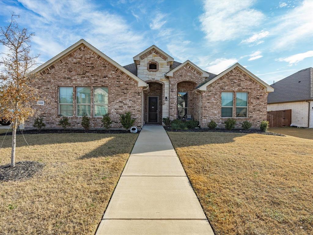 1006 Fairhaven Drive Midlothian, TX 76065 - Photo 3 of 40 Front view of large corner lot home