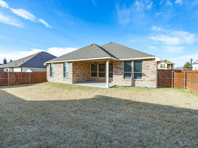 $449,900 | 1006 Fairhaven Drive, Midlothian, TX 76065