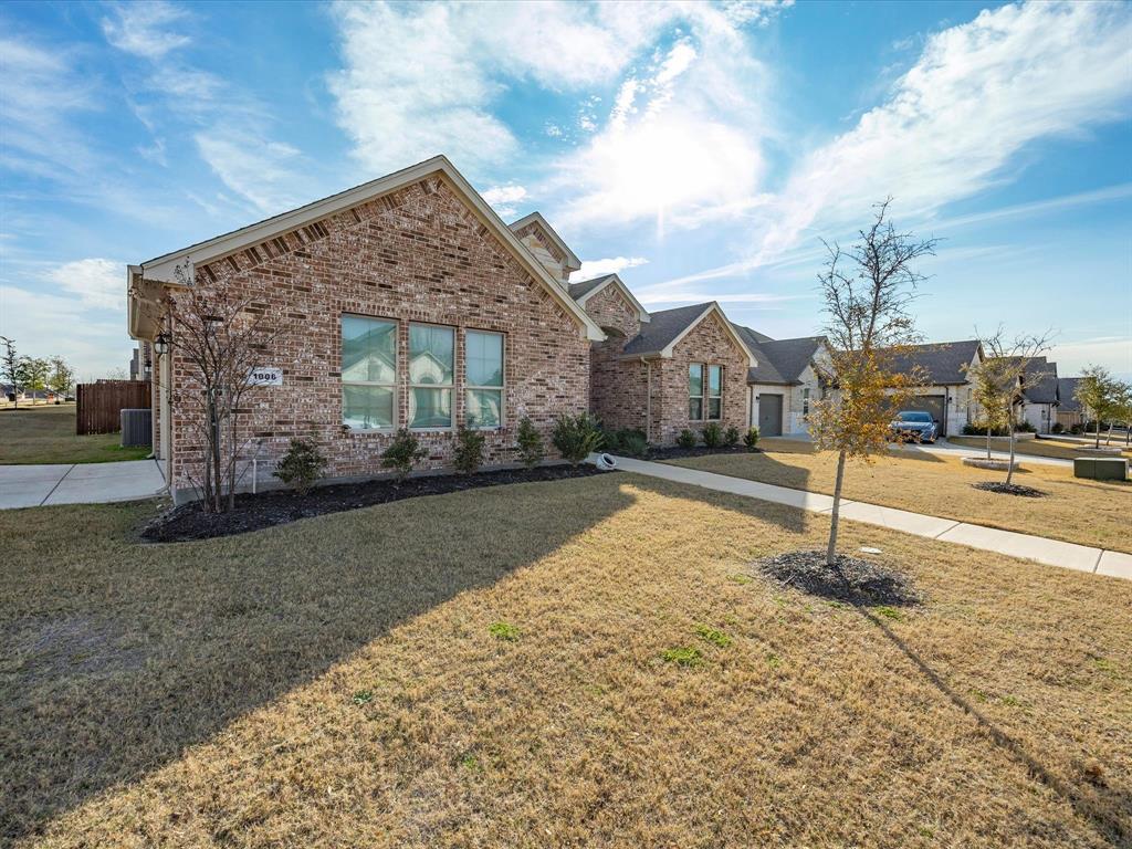 1006 Fairhaven Drive Midlothian, TX 76065 - Photo 4 of 40 Front view of large corner lot home