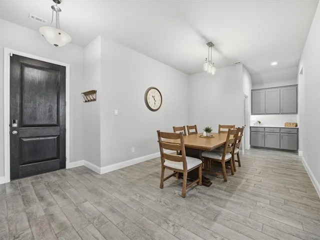 $449,900 | 1006 Fairhaven Drive, Midlothian, TX 76065