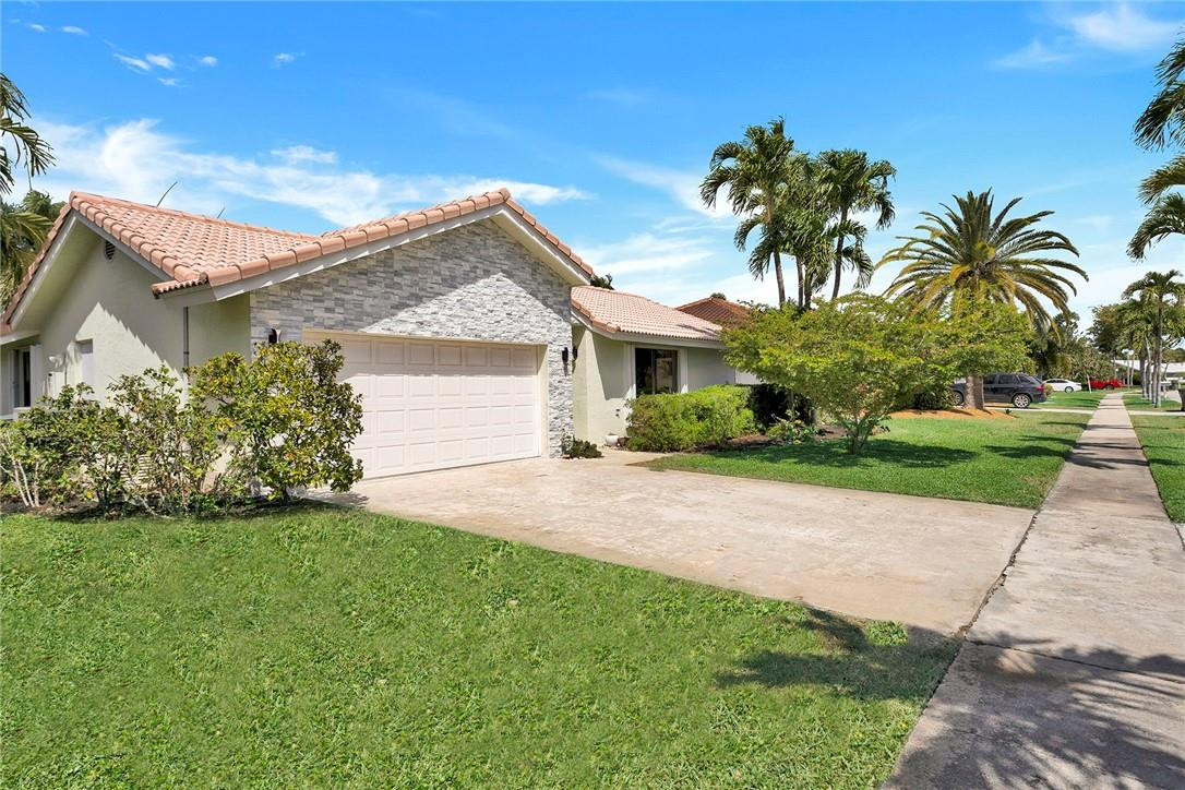 7085 Northwest 4th Avenue Boca Raton, FL 33487 - Photo 3 of 36 Photo 3