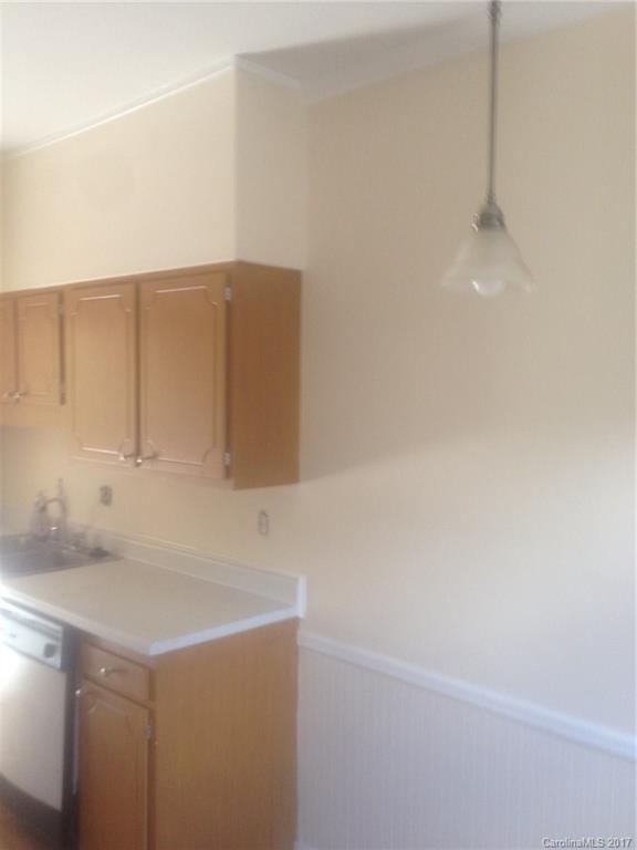 5949 Quail Hollow Road, Unit E Charlotte, NC 28210 - Photo 2 of 2