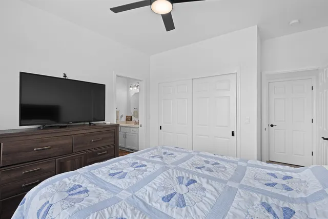 $895,000 | 1150 Bayshore Road, Brussels, WI 54204