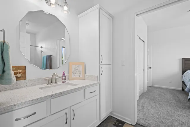 $895,000 | 1150 Bayshore Road, Brussels, WI 54204