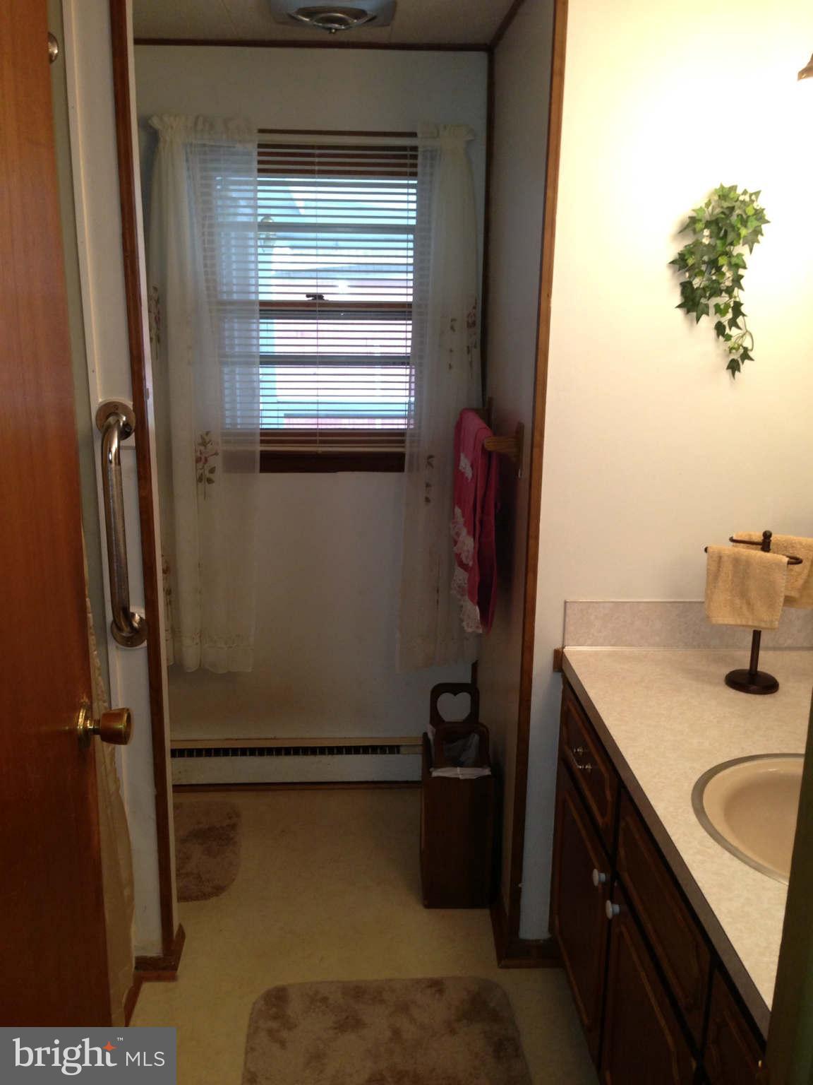 4652 Babylon Road Taneytown, MD 21787 - Photo 13 of 29 Bath
