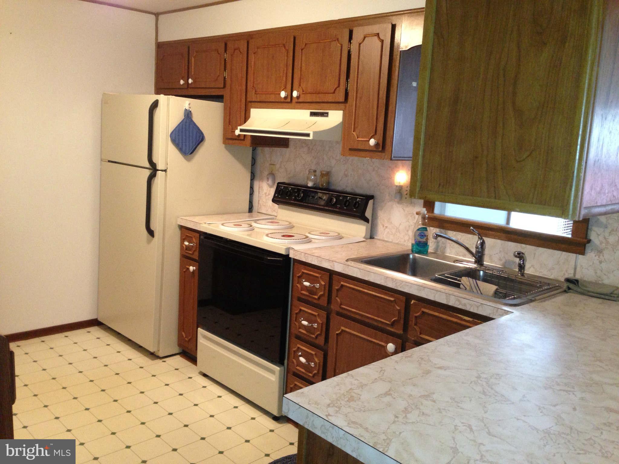 4652 Babylon Road Taneytown, MD 21787 - Photo 16 of 29 Kitchen