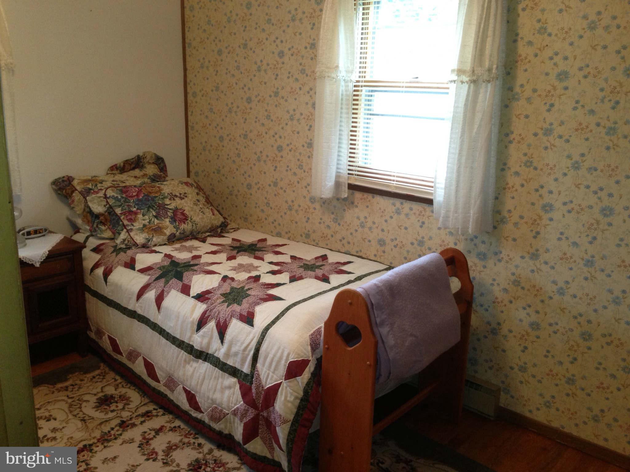 4652 Babylon Road Taneytown, MD 21787 - Photo 6 of 29 Bedroom