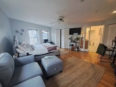 21 Moon Street, Unit 11 Boston, MA 02113 - Photo 2 of 12