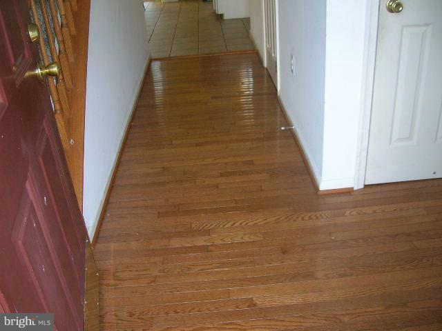 12311 Snowden Woods Road Laurel, MD 20708 - Photo 6 of 26 Interior (General)