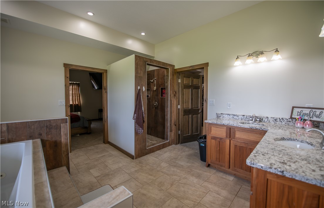 9918 Ridge Road Southeast Uhrichsville, OH 44683 - Photo 17 of 42 Main Bath