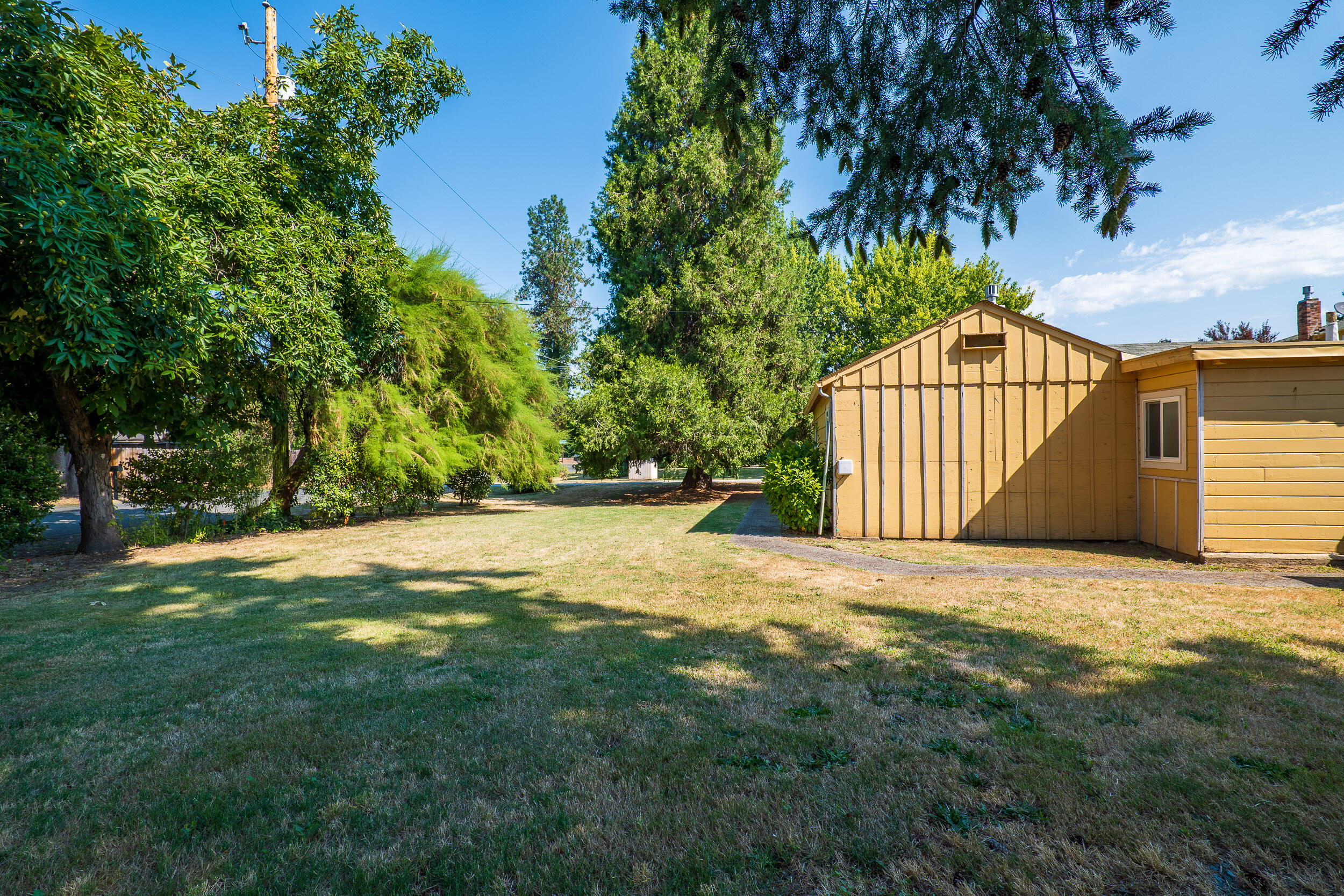 2185 Lower River Road Grants Pass, OR 97526 - Photo 44 of 46 2185SWLowerRiverRd-044
