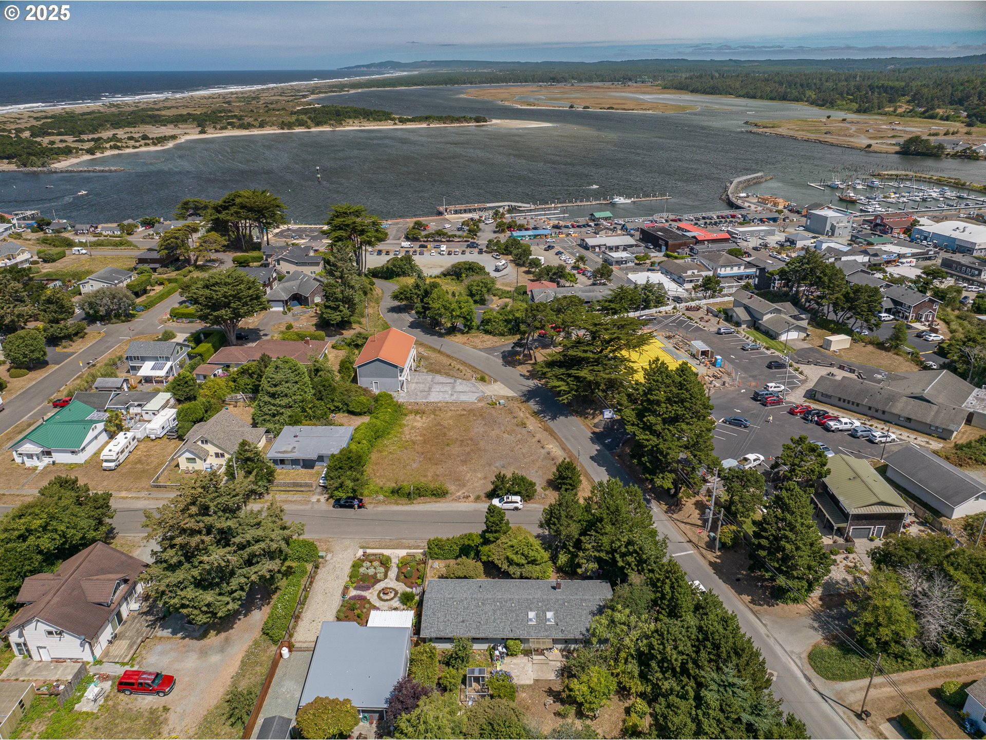 115 4th Street Southwest Bandon, OR 97411 - Photo 36 of 40 Gallery Image 36