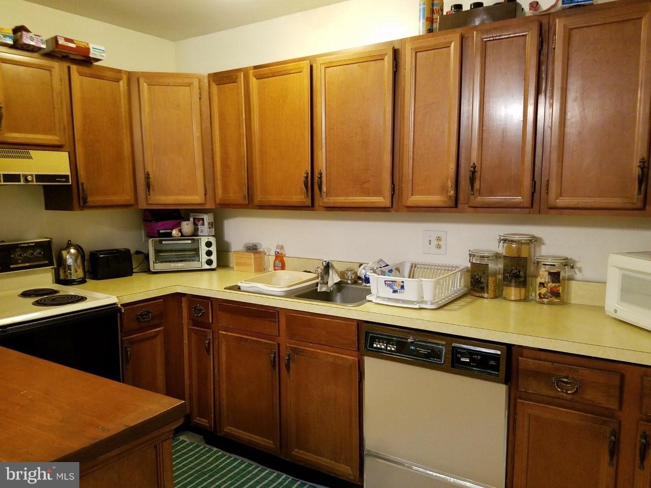 753 Gist Road Westminster, MD 21157 - Photo 6 of 13 Kitchen