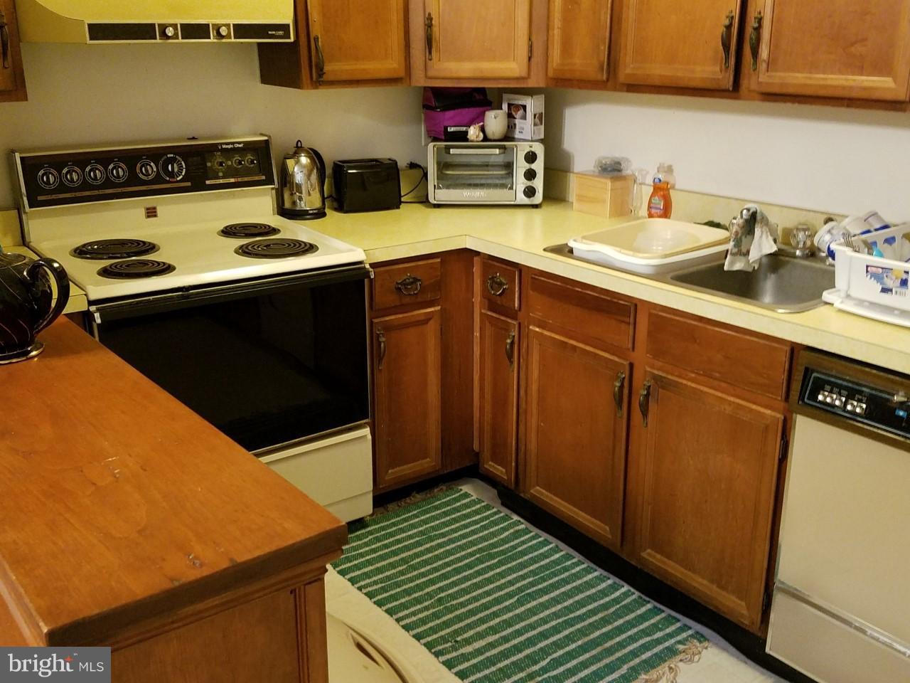 753 Gist Road Westminster, MD 21157 - Photo 8 of 13 Kitchen