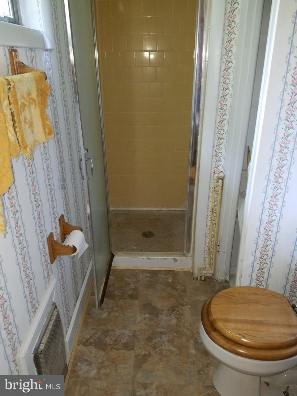 753 Gist Road Westminster, MD 21157 - Photo 9 of 13 Bath