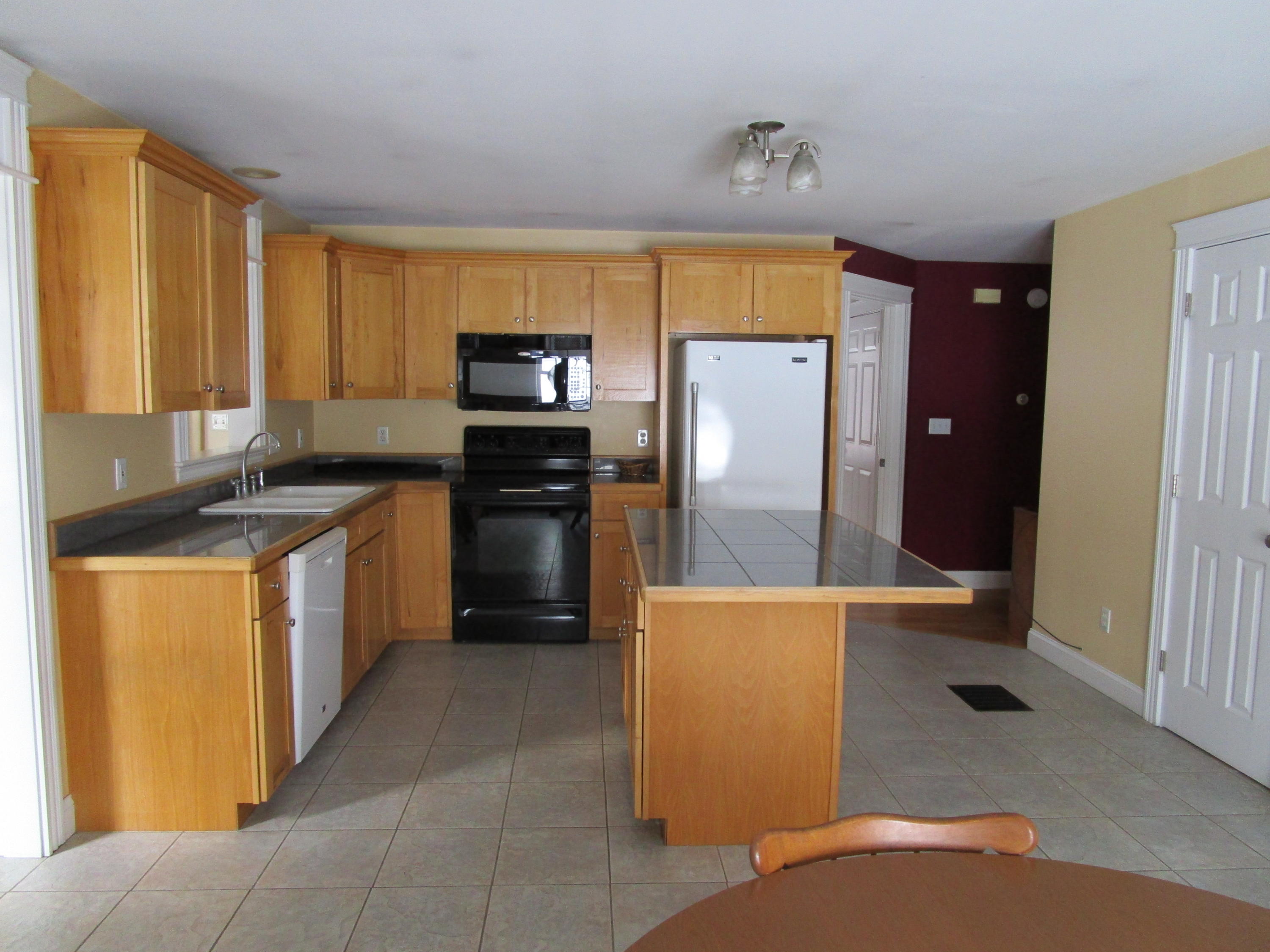 178 Gould Road Biddeford, ME 04005 - Photo 4 of 19 2019-02-25 03.24.53