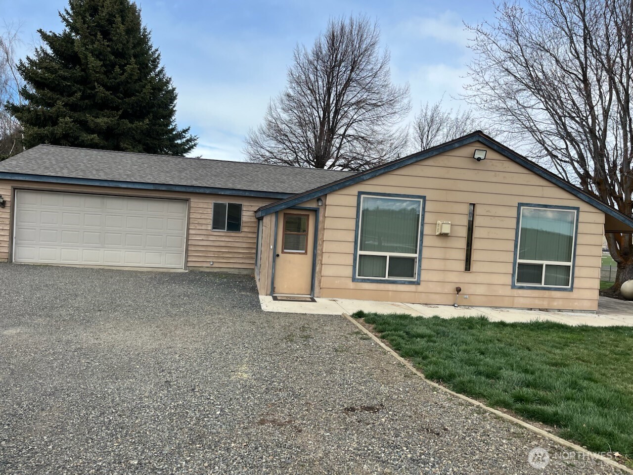 front view of house with a yard