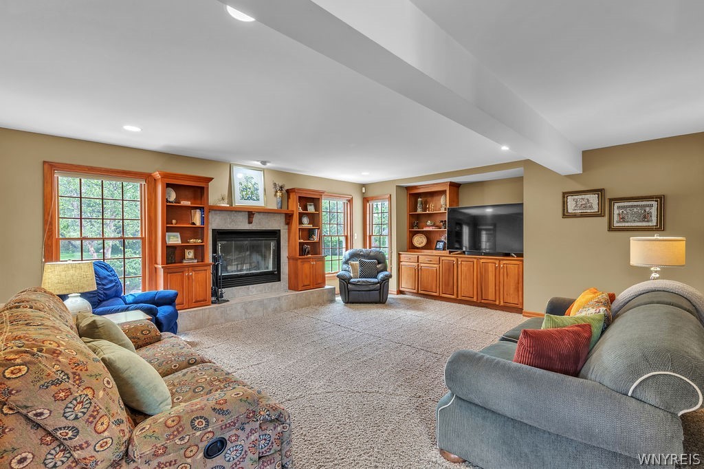 8965 Hickory Meadows Road Boston, NY 14025 - Photo 16 of 49 Family room