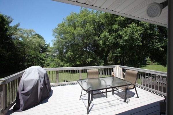 9 Harlow Road Marshfield, MA 02050 - Photo 4 of 21 Gallery Image 4