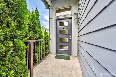 $900,000 | 16301 Main View Lane Northeast, Duvall, WA 98019