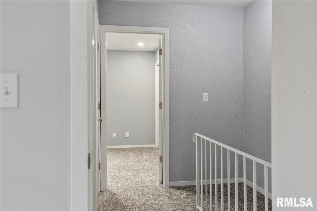 54 Brookside Place Springfield, IL 62704 - Photo 32 of 36 Gallery Image 32
