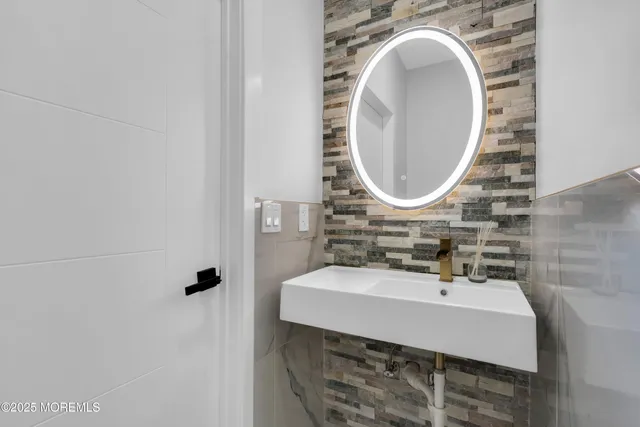 $974,999 | 9 Dominion Drive, Jackson, NJ 08527