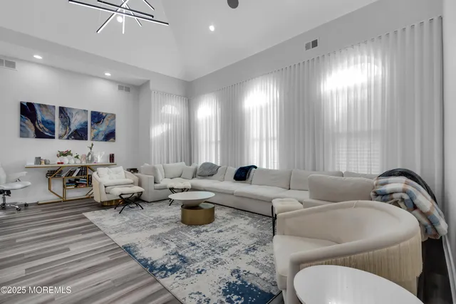 $974,999 | 9 Dominion Drive, Jackson, NJ 08527