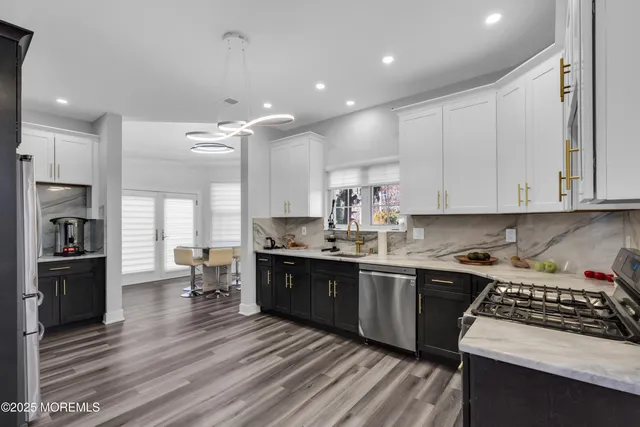 $974,999 | 9 Dominion Drive, Jackson, NJ 08527