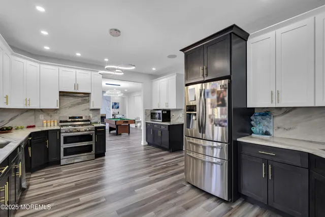 $974,999 | 9 Dominion Drive, Jackson, NJ 08527