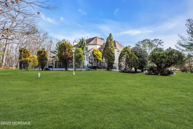 $974,999 | 9 Dominion Drive, Jackson, NJ 08527