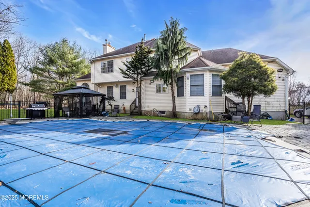 $974,999 | 9 Dominion Drive, Jackson, NJ 08527