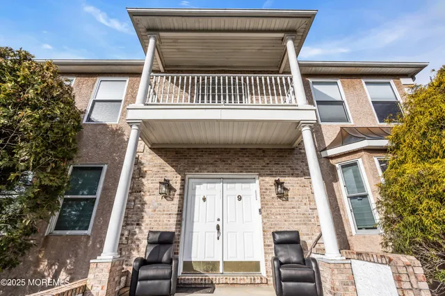 $974,999 | 9 Dominion Drive, Jackson, NJ 08527