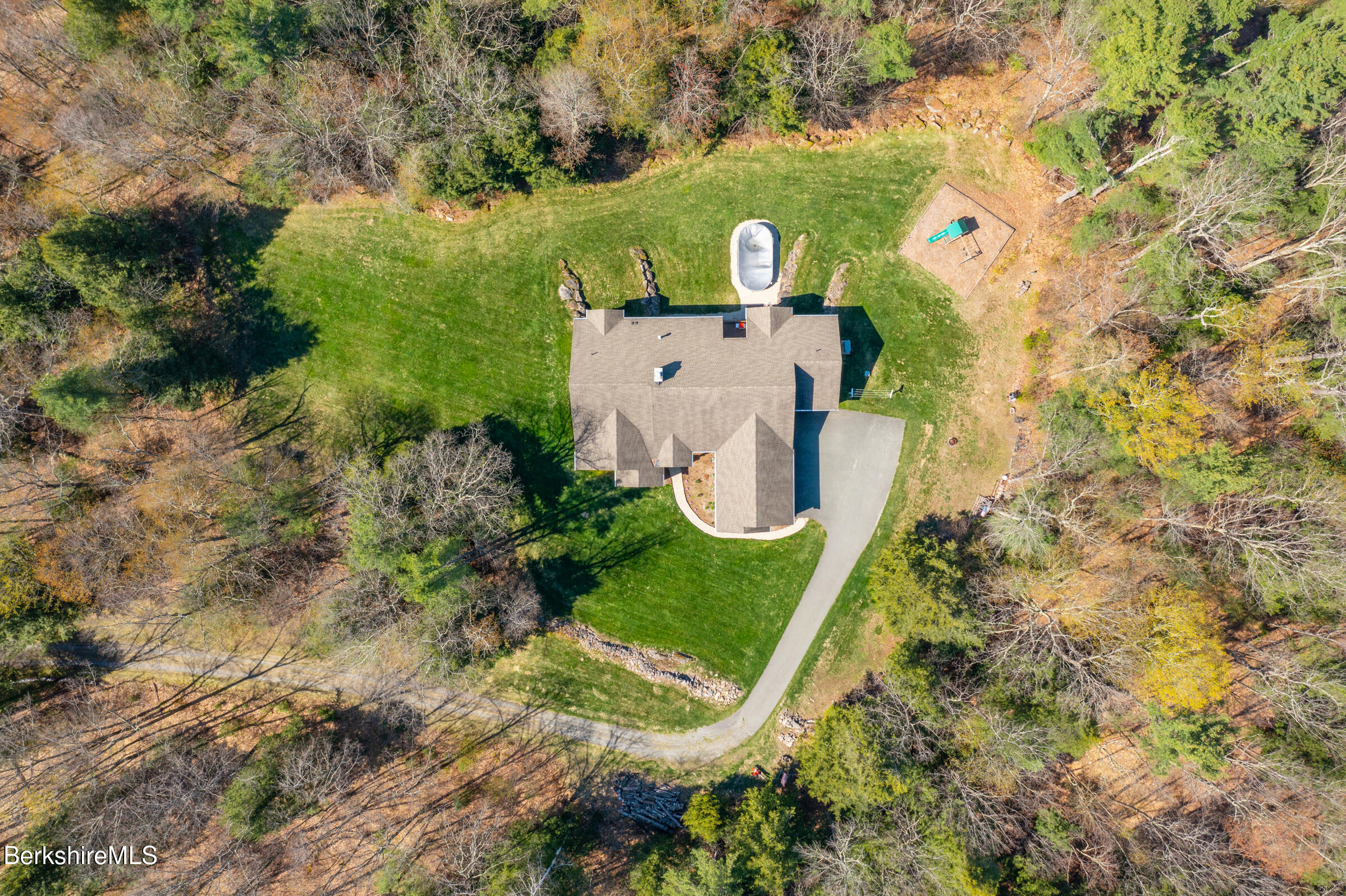 7 Perry Road Sandisfield, MA 01255 - Photo 52 of 53 3