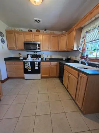 $274,900 | 233 West Carrollton Avenue, Salem, VA 24153