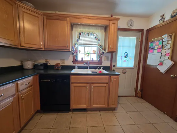 $274,900 | 233 West Carrollton Avenue, Salem, VA 24153